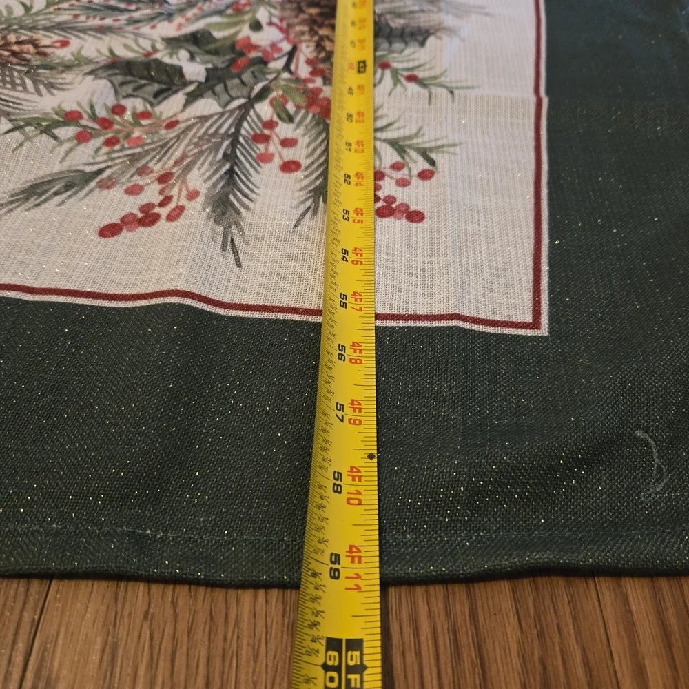 Cupcakes and Cashmere Christmas Tablecloth 60x105 Holly Pinecone Metallic Thread